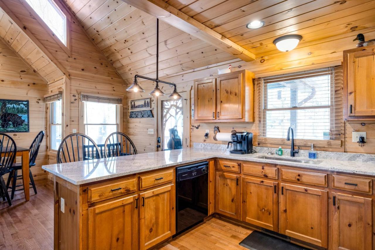 Blue Ridge Bear Bungalow Exterior photo