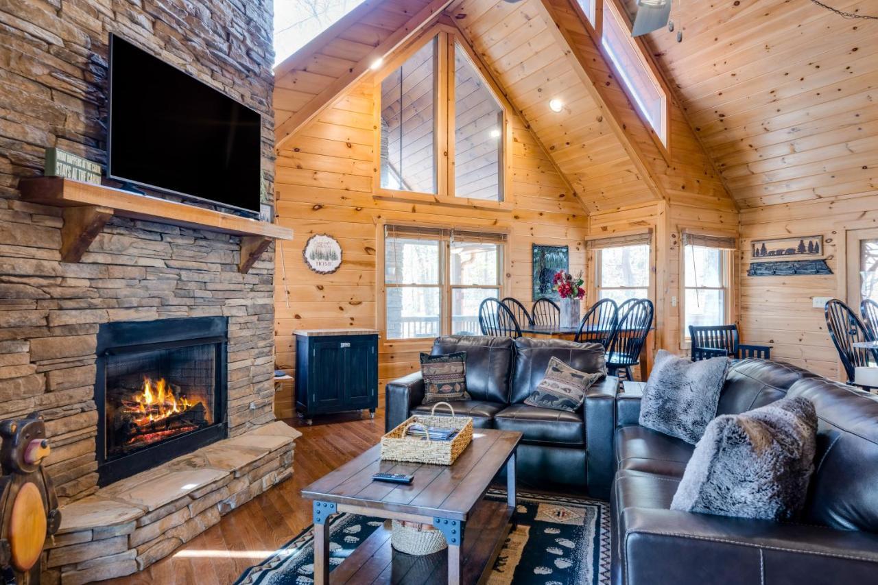 Blue Ridge Bear Bungalow Exterior photo