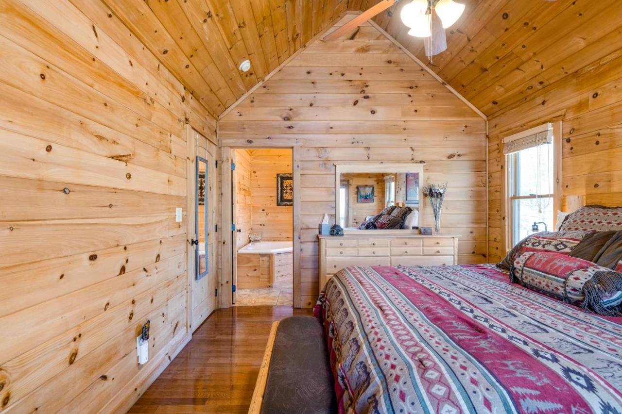 Blue Ridge Bear Bungalow Exterior photo
