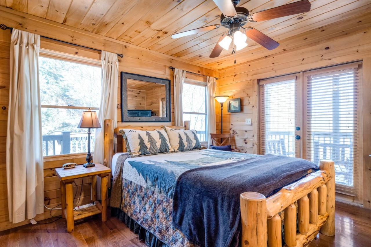 Blue Ridge Bear Bungalow Exterior photo